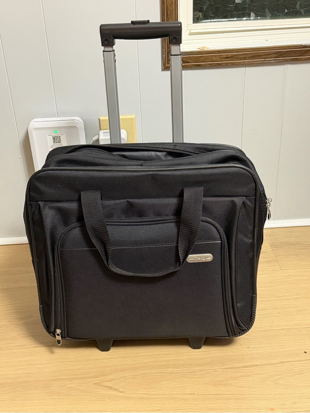 Targus Black Rolling Briefcase Tote